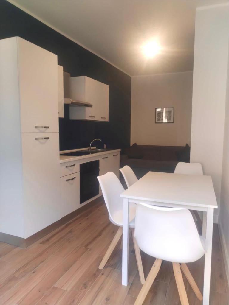Hh Hermoso Housing Asti Exteriér fotografie
